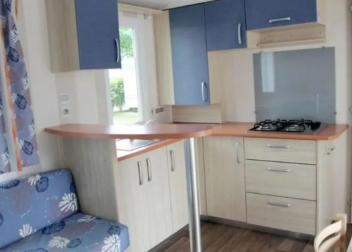 Kamp alanı Mobil-home Avec Terrasse Pour 6 Personnes - Api-1-52-386 *