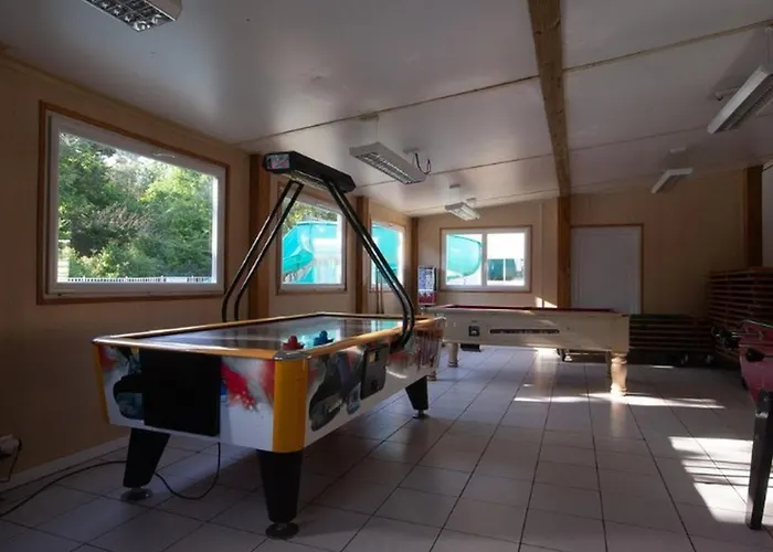 Mobil-home Avec Terrasse Pour 6 Personnes - Api-1-52-386 Kamp alanı