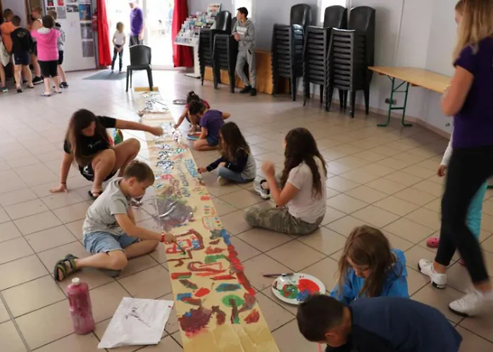 Kamp alanı Mobil-home Avec Terrasse Pour 6 Personnes - Api-1-52-386 *