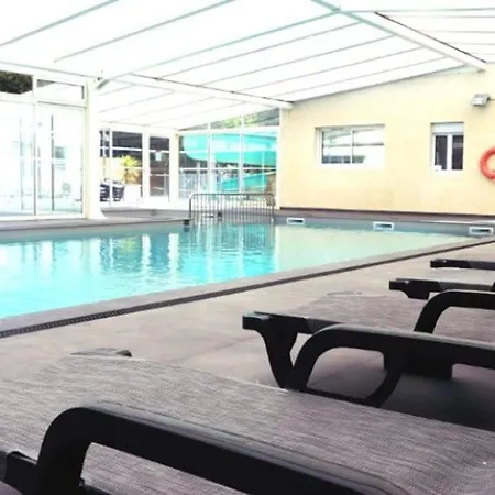 Mobil-home Avec Terrasse Pour 6 Personnes - Api-1-52-386 مكان تخييم *