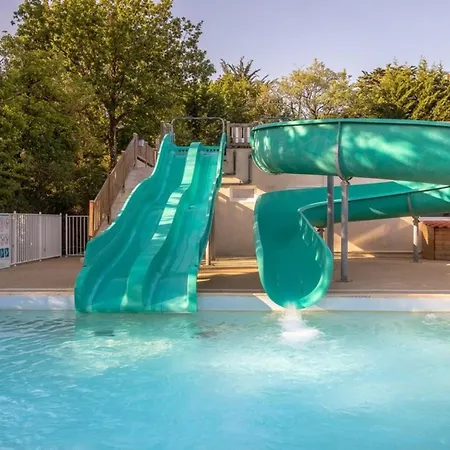 Mobil-home Avec Terrasse Pour 6 Personnes - Api-1-52-386 Кемпинг *