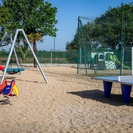 Campsite Mobil-home Avec Terrasse Pour 6 Personnes - Api-1-52-386 Bretignolles-sur-Mer