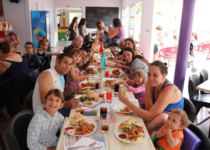 Mobil-home Avec Terrasse Pour 6 Personnes - Api-1-52-386 * Brétignolles-sur-Mer